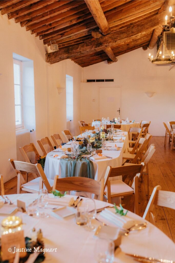 cadre élégant et chaleureux, lieux propres et soignés